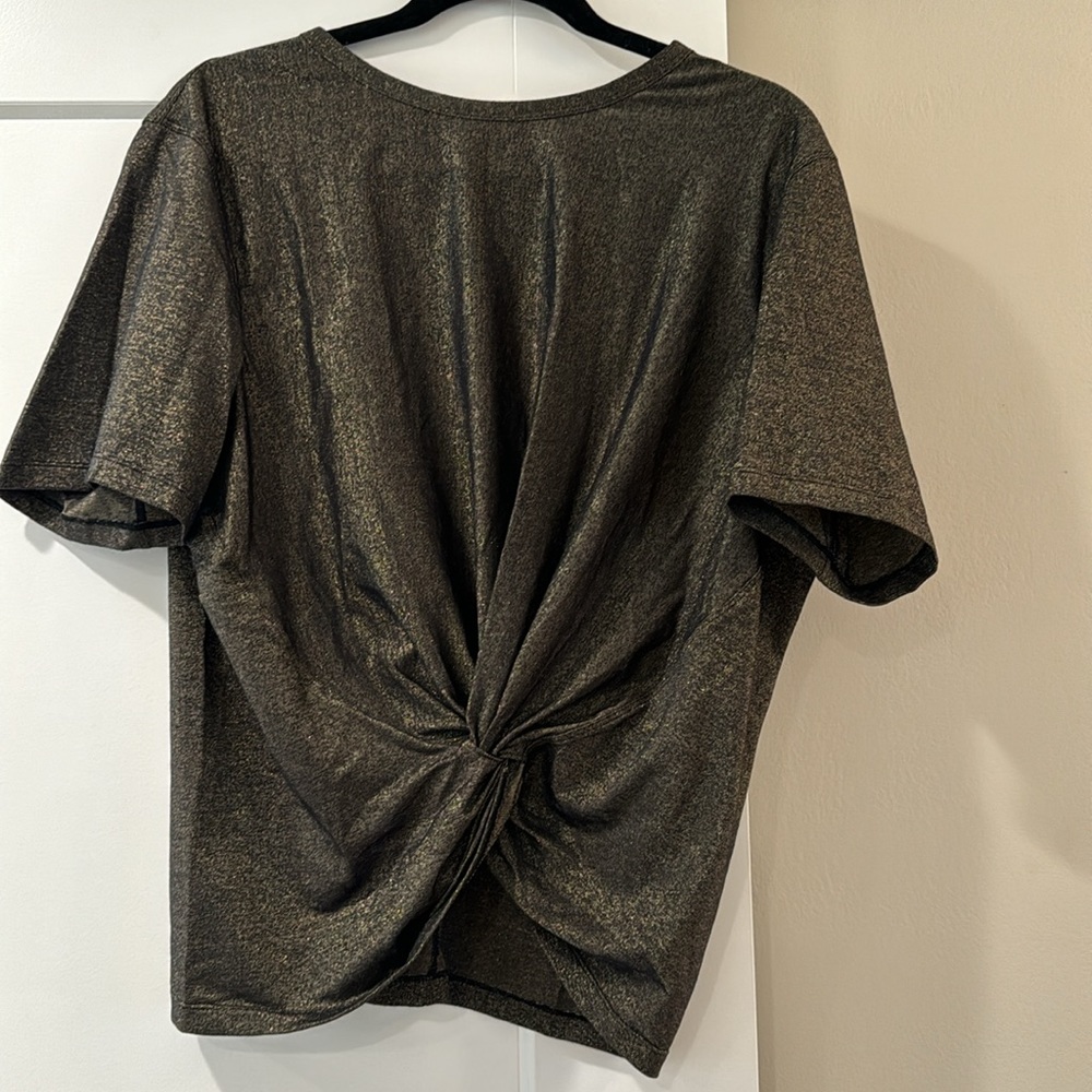 Lululemon black sparkle Crescent T